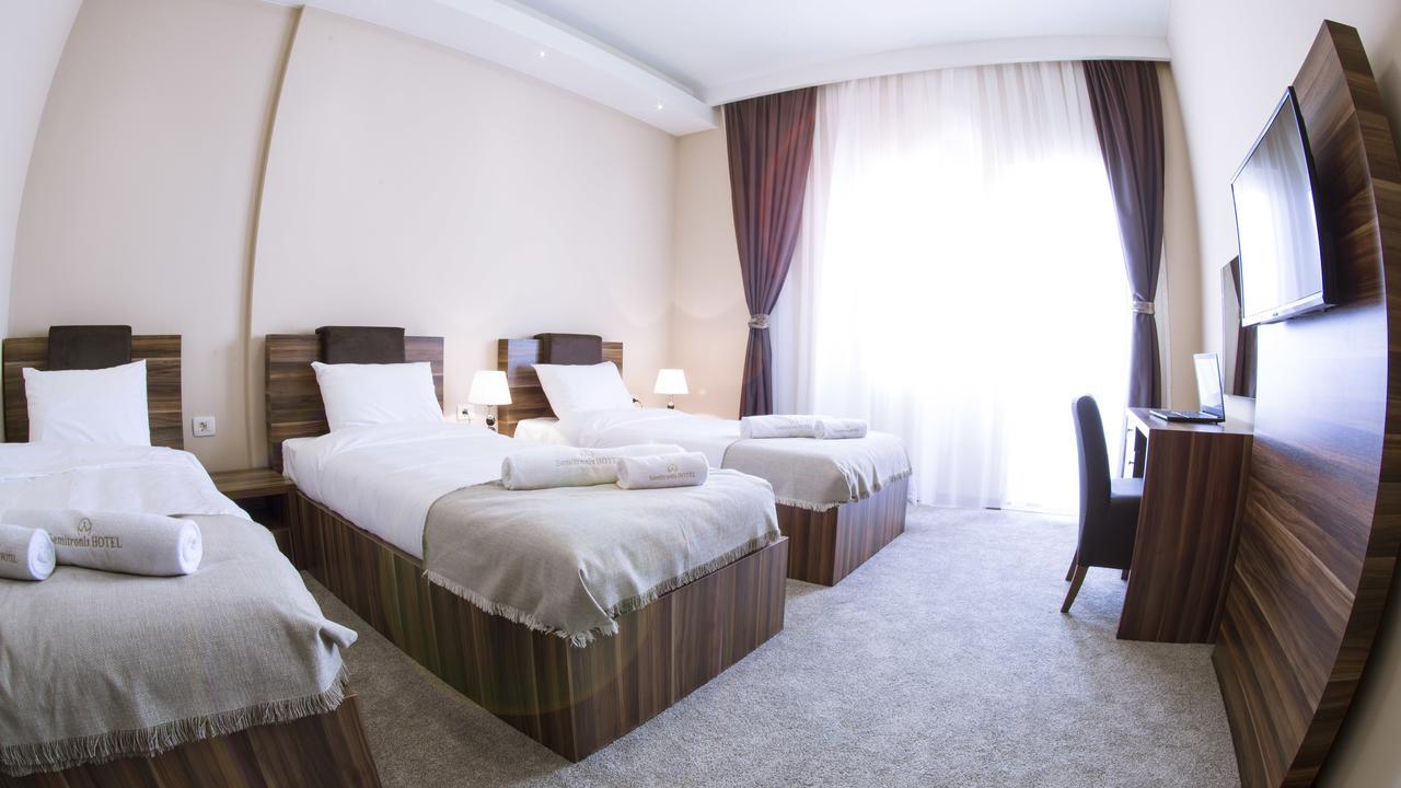 Semitronix Hotel Prishtina Pristina Exterior photo